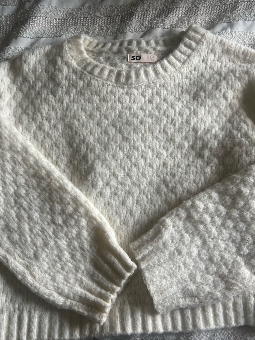 SO Cream Textured Crewneck Sweater